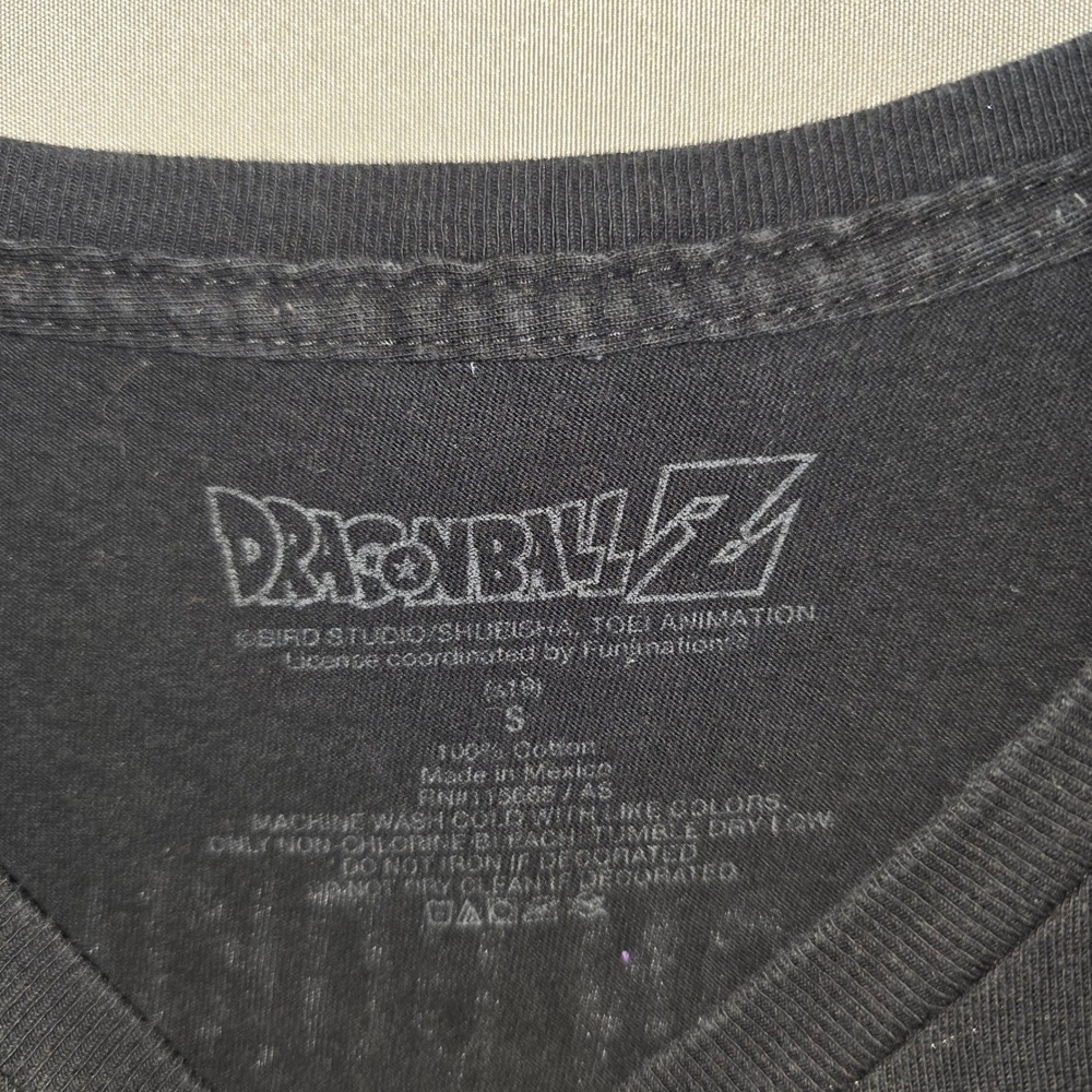 Dragon Ball Z T-Shirt Women's 30th Anime Anniv Goku Graphic Black Small - Picture 4 of 6